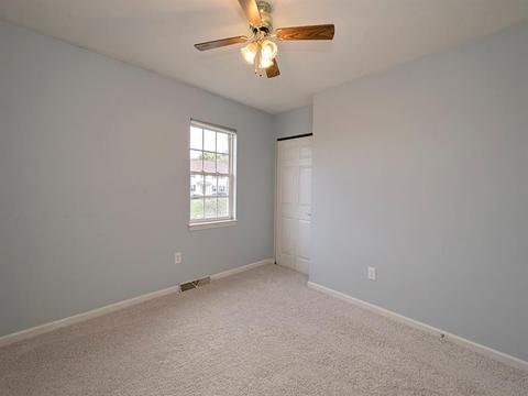 405 Hampton Ct, Seven Fields, PA 16046 photo 17