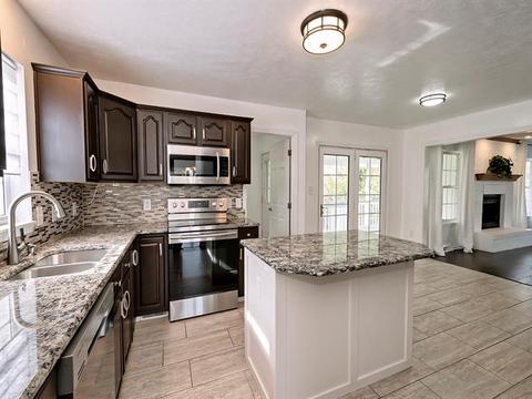 405 Hampton Ct, Seven Fields, PA 16046 photo 9