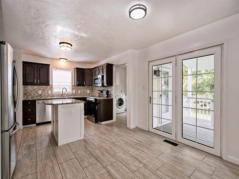 405 Hampton Ct, Seven Fields, PA 16046 photo 6