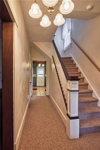 334 Pine St, Ambridge, PA 15003 photo 3