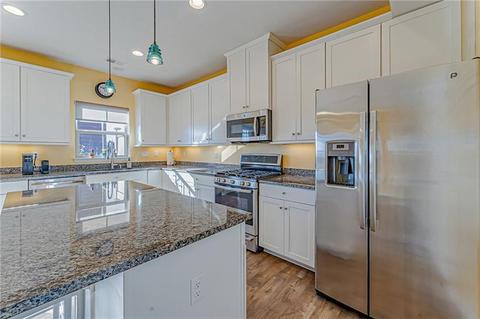 896 Beacon, Mccandless, PA 15237 photo 4