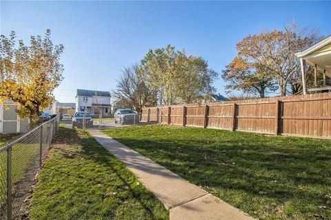 311 Maple St, Everson, PA 15631 photo 17