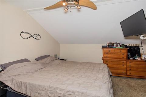 311 Maple St, Everson, PA 15631 photo 9
