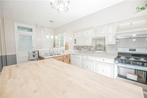 646 Yoder St, Johnstown, PA 15901 photo 8