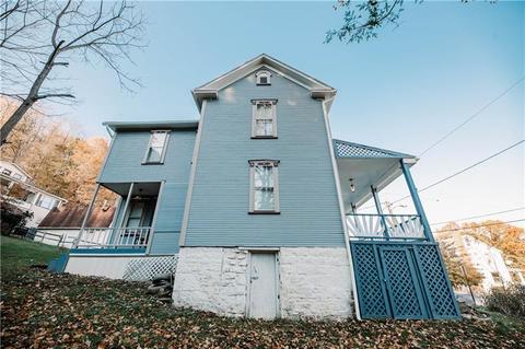 646 Yoder St, Johnstown, PA 15901 photo 4