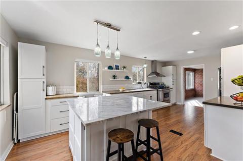 2454 Hampton Ave, Hampton, PA 15101 photo 5
