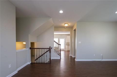 1101 Pointe View Dr, Mars, PA 16046 photo 2