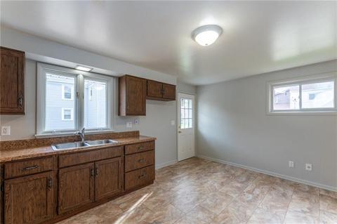 299 6th St, Monaca, PA 15061 photo 7