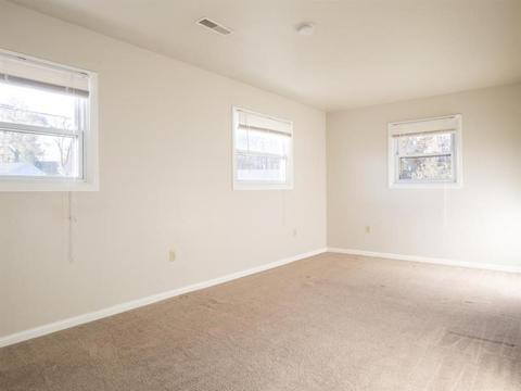 116 Rolling Hills Dr, Monaca, PA 15061 photo 19