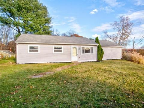 116 Rolling Hills Dr, Monaca, PA 15061 photo 1