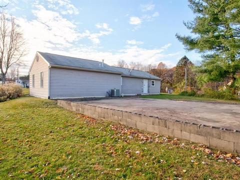 116 Rolling Hills Dr, Monaca, PA 15061 photo 21