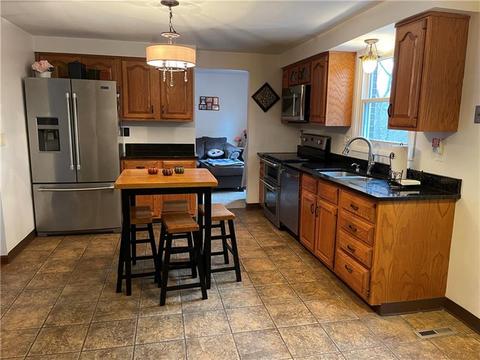 2155 Pendleton Dr, Monroeville, PA 15146 photo 5