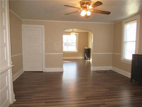 531 6th St, Irwin, PA 15642 photo 4