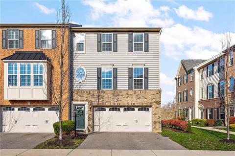 701 Pointe View Dr, Mars, PA 16046 photo 1