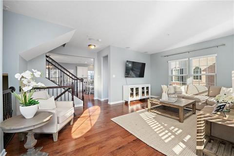 701 Pointe View Dr, Mars, PA 16046 photo 2