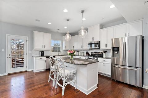 701 Pointe View Dr, Mars, PA 16046 photo 6