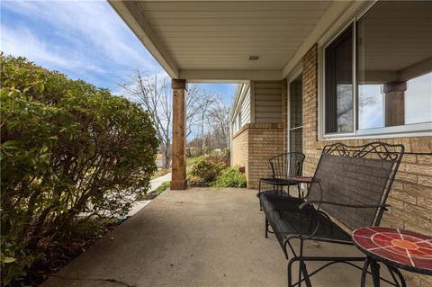 3154 Morningside Dr, Hampton, PA 15101 photo 2