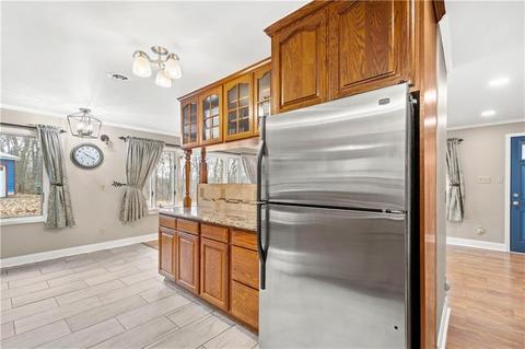 43 Pine Ln, Eighty Four, PA 15330 photo 11
