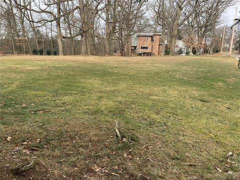 9565 Fox Rd, Mccandless, PA 15237 photo 2