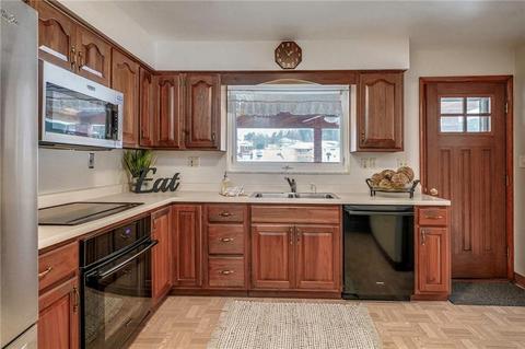119 Windy Willows Dr, Coraopolis, PA 15108 photo 3