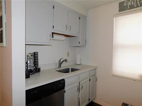 412 Brookside Ct, Seven Fields, PA 16046 photo 8