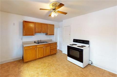 219 Crowe Ave, Mars, PA 16046 photo 14