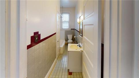 219 Crowe Ave, Mars, PA 16046 photo 11