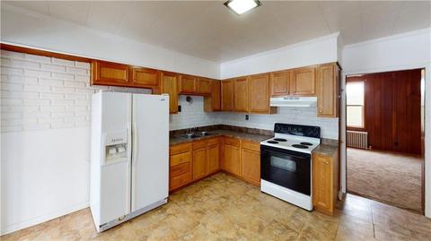 219 Crowe Ave, Mars, PA 16046 photo 8