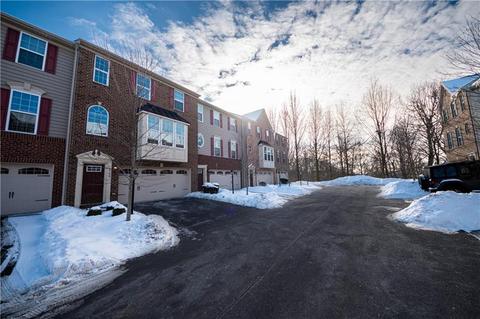 1704 Pointe View Dr, Mars, PA 16046 photo 3
