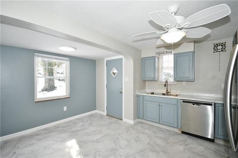 1902 Johnson St, North Braddock, PA 15104 photo 7
