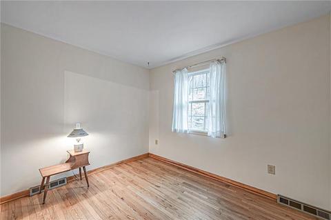 700 E 4th Ave, Derry, PA 15627 photo 15
