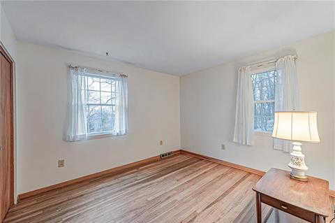 700 E 4th Ave, Derry, PA 15627 photo 17