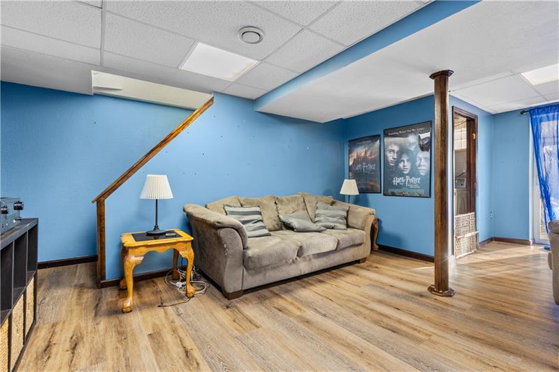  336 Chessbriar Dr, Bethel Park, PA 15102 photo 11