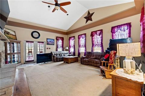 1314 Edmon Rd, Apollo, PA 15613 photo 2