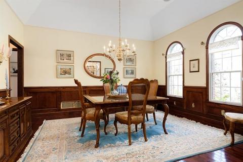 734 Franklin Rd, Mars, PA 16046 photo 4