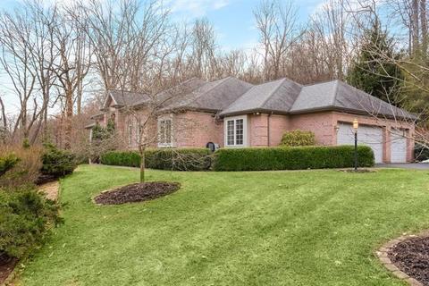 734 Franklin Rd, Mars, PA 16046 photo 1