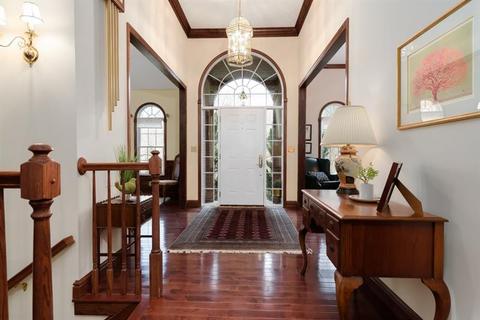734 Franklin Rd, Mars, PA 16046 photo 3