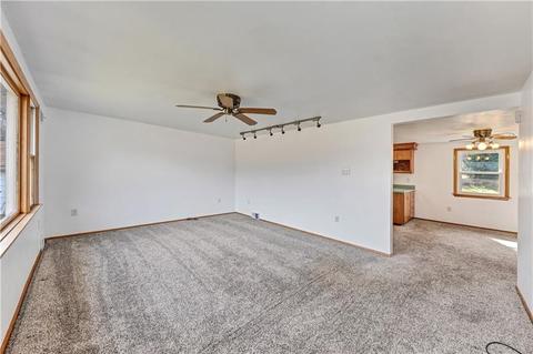 327 Lockwood Rd, Export, PA 15632 photo 3