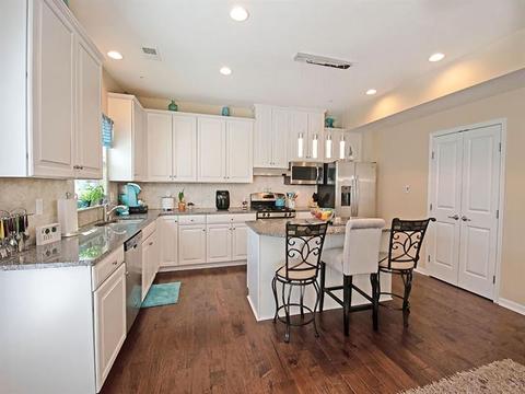 401 Pointe View Dr, Mars, PA 16046 photo 3