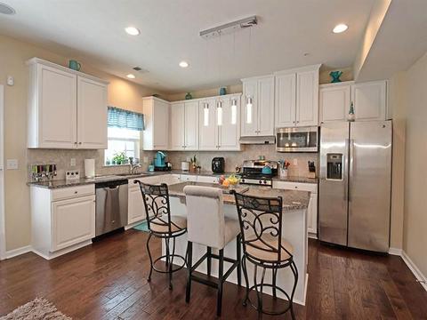 401 Pointe View Dr, Mars, PA 16046 photo 2