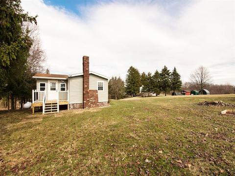 217 Easy St, Upper Burrell, PA 15068 photo 5