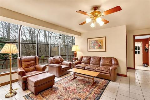 4935 Simmons Cir, Export, PA 15632 photo 12