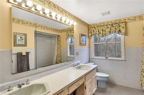 4935 Simmons Cir, Export, PA 15632 photo 21