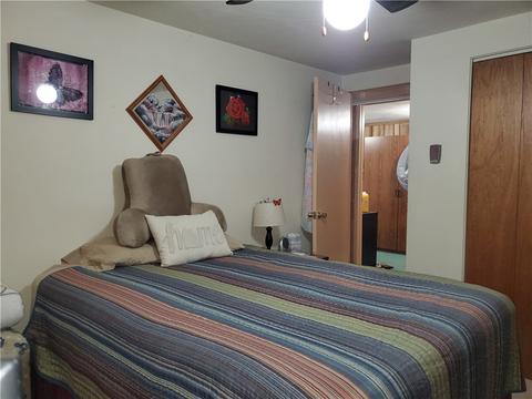 1103 Forest Ave, Vandergrift, PA 15690 photo 12