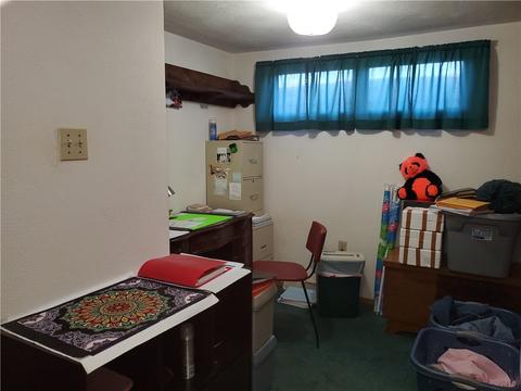 1103 Forest Ave, Vandergrift, PA 15690 photo 14