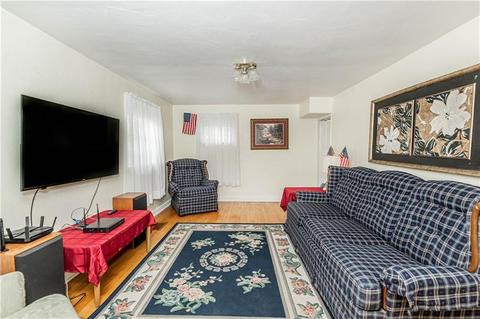 640 Yoder St, Johnstown, PA 15901 photo 8