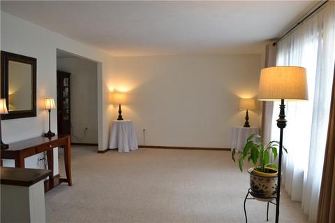 2407 Willow Dr, Export, PA 15632 photo 2