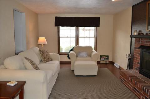 2407 Willow Dr, Export, PA 15632 photo 7