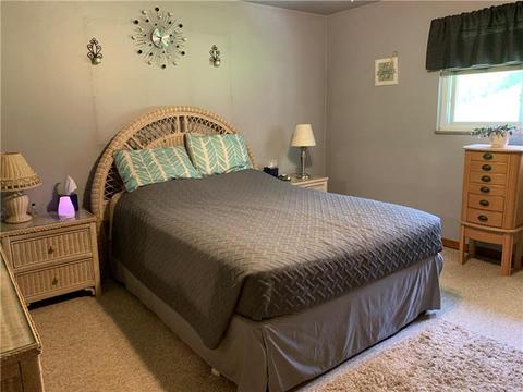 727 William Dr, Level Green, PA 15085 photo 17