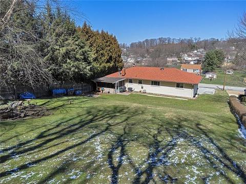 727 William Dr, Level Green, PA 15085 photo 7